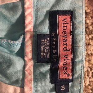 Light blue vineyard vine shorts
